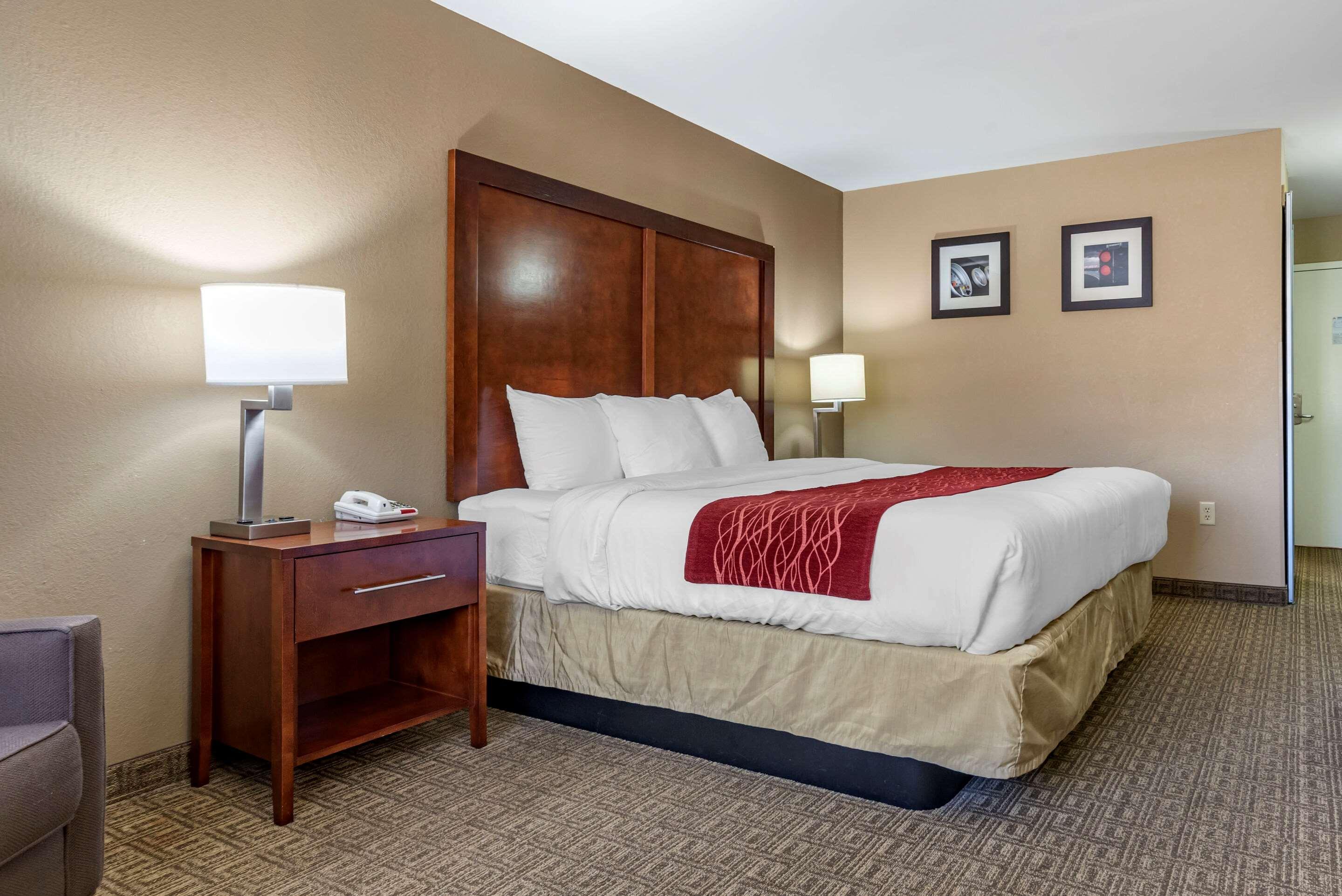 Comfort Inn & Suites Leeds I-20 Εξωτερικό φωτογραφία