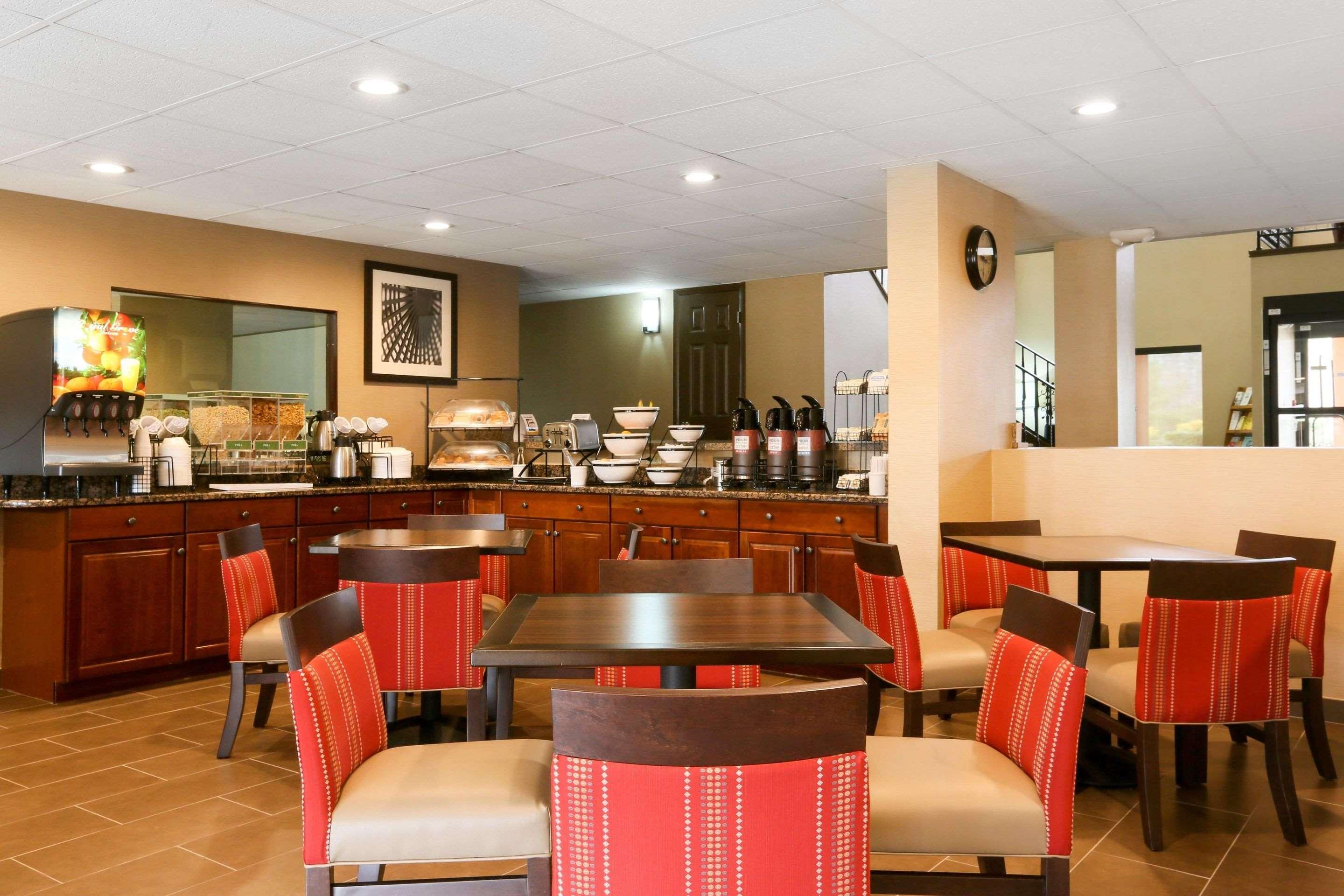 Comfort Inn & Suites Leeds I-20 Εξωτερικό φωτογραφία