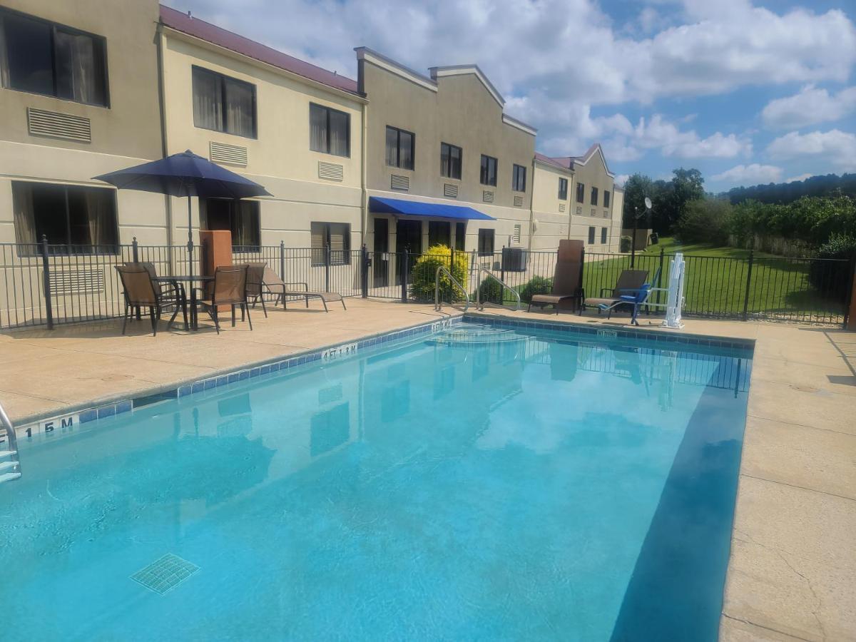 Comfort Inn & Suites Leeds I-20 Εξωτερικό φωτογραφία